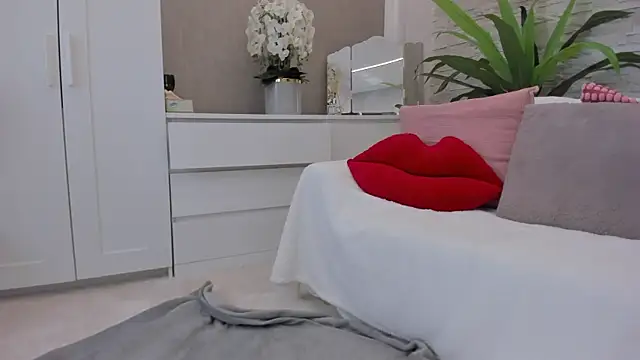 Jessy Jo online show from May 6, 6:19 am