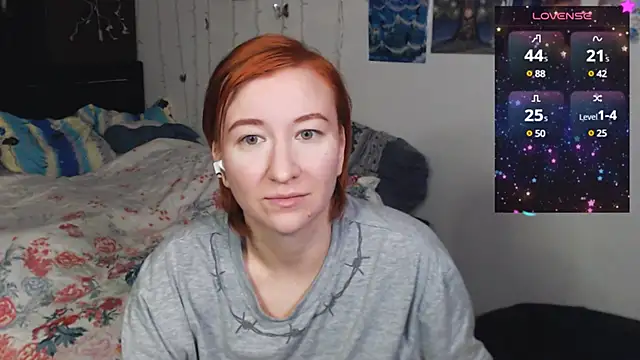 licentia  poetica online show from December 24, 2:21 am