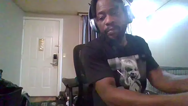Snapshot of Mrbbc803 chatting on January 24, 11:45 pm Mrbbc803 online show from January 24, 11:45 pm