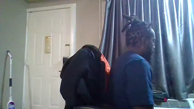 Snapshot of Mrbbc803 chatting on February 17, 3:04 am Mrbbc803 online show from February 17, 3:04 am