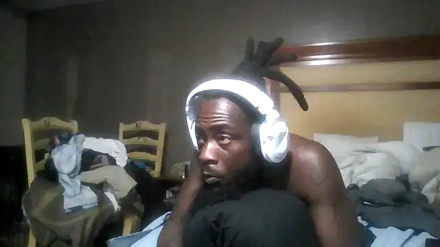 Snapshot of Mrbbc803 chatting on October 7, 9:39 am Mrbbc803 online show from October 7, 9:39 am