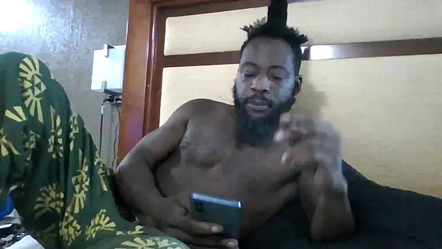 Snapshot of Mrbbc803 chatting on October 19, 6:52 pm Mrbbc803 online show from October 19, 6:52 pm
