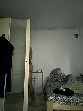 Snapshot of Floristtt chatting on December 16, 1:05 pm Floristtt online show from December 16, 1:05 pm