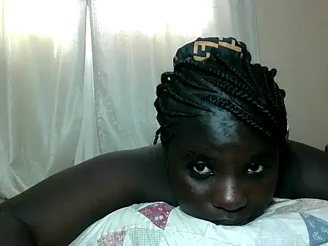 hotebbbyy online show from December 21, 7:04 am