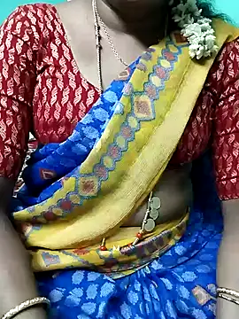 Snapshot of kasmika_kasmika chatting on December 2, 3:25 pm kasmika kasmika online show from December 2, 3:25 pm