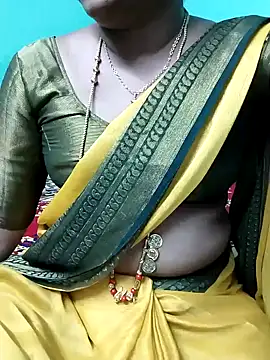 Snapshot of kasmika_kasmika chatting on December 3, 5:12 pm kasmika kasmika online show from December 3, 5:12 pm