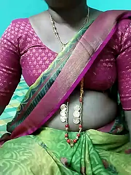 Snapshot of kasmika_kasmika chatting on January 10, 4:41 pm kasmika kasmika online show from January 10, 4:41 pm