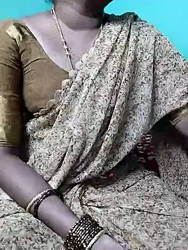 Snapshot of kasmika_kasmika chatting on January 24, 5:53 pm kasmika kasmika online show from January 24, 5:53 pm