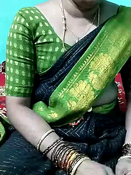 Snapshot of kasmika_kasmika chatting on January 28, 5:35 pm kasmika kasmika online show from January 28, 5:35 pm