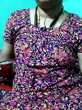 Snapshot of kasmika_kasmika chatting on January 29, 8:04 pm kasmika kasmika online show from January 29, 8:04 pm