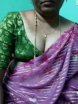 Snapshot of kasmika_kasmika chatting on February 9, 3:12 pm kasmika kasmika online show from February 9, 3:12 pm