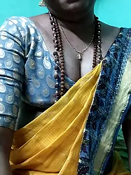 Snapshot of kasmika_kasmika chatting on February 22, 6:08 pm kasmika kasmika online show from February 22, 6:08 pm