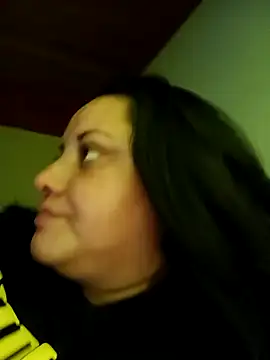 tetasgrandes karol online show from January 10, 5:45 pm