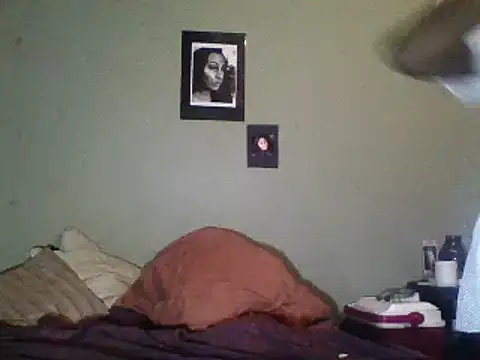 Snapshot of Moorella1 chatting on February 28, 10:06 pm Moorella1 online show from February 28, 10:06 pm