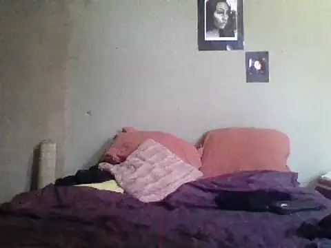Snapshot of Moorella1 chatting on March 5, 5:29 am Moorella1 online show from March 5, 5:29 am