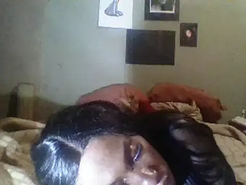 Snapshot of Moorella1 chatting on March 23, 12:15 am Moorella1 online show from March 23, 12:15 am
