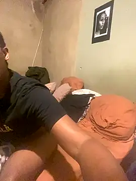 Moorella1 online show from December 4, 7:55 pm