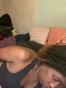 Snapshot of Moorella1 chatting on February 3, 8:30 am Moorella1 online show from February 3, 8:30 am