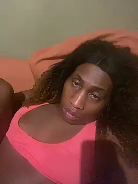 Snapshot of Moorella1 chatting on February 16, 10:06 pm Moorella1 online show from February 16, 10:06 pm