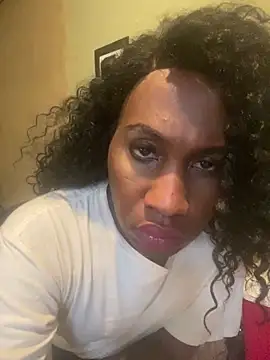 Snapshot of Moorella1 chatting on February 22, 12:04 pm Moorella1 online show from February 22, 12:04 pm