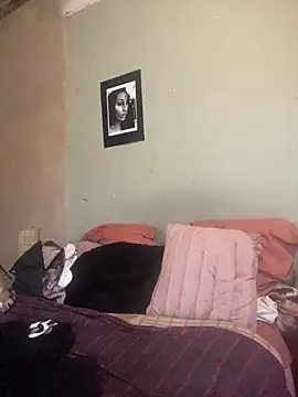 Snapshot of Moorella1 chatting on February 28, 11:55 am Moorella1 online show from February 28, 11:55 am