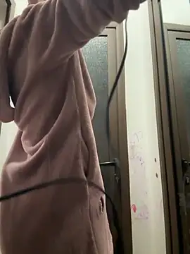 tanyagrey online show from October 3, 6:21 am