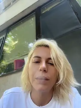 Snapshot of tanyagrey chatting on June 10, 6:12 am tanyagrey online show from June 10, 6:12 am