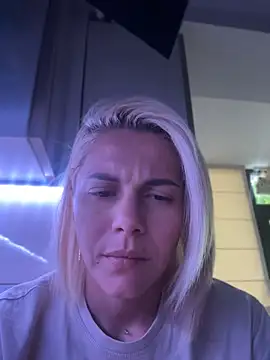 tanyagrey online show from June 16, 6:05 am