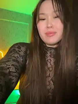 Snapshot of your_toxic_cum chatting on April 19, 6:32 pm your toxic cum online show from April 19, 6:32 pm