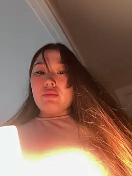Snapshot of your_toxic_cum chatting on June 6, 1:05 pm your toxic cum online show from June 6, 1:05 pm