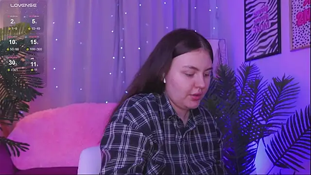 Mia  Peach online show from March 8, 3:50 am