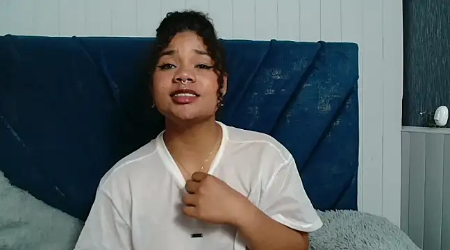 Snapshot of KittyBrookex chatting on February 10, 8:10 pm KittyBrookex online show from February 10, 8:10 pm