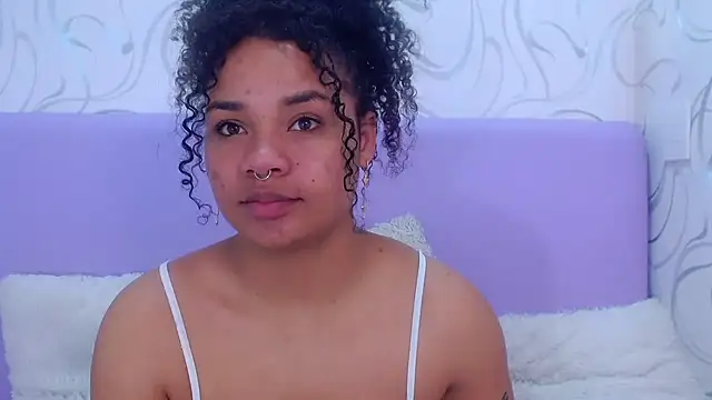 Snapshot of KittyBrookex chatting on November 24, 1:11 pm KittyBrookex online show from November 24, 1:11 pm