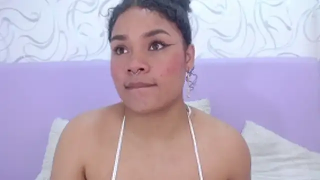 Snapshot of KittyBrookex chatting on November 28, 2:42 pm KittyBrookex online show from November 28, 2:42 pm