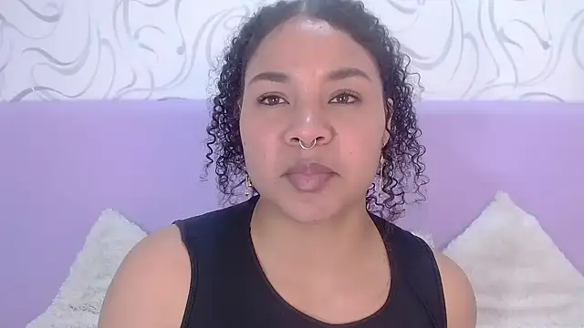 Snapshot of KittyBrookex chatting on December 3, 7:12 pm KittyBrookex online show from December 3, 7:12 pm