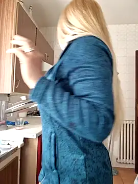 Snapshot of lamorbosa37 chatting on January 7, 1:03 pm lamorbosa37 online show from January 7, 1:03 pm