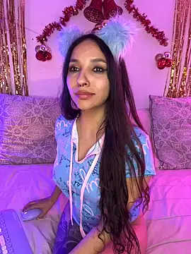 Snapshot of ThaliaRivera_ chatting on December 17, 7:29 am ThaliaRivera  online show from December 17, 7:29 am