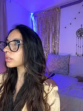 Snapshot of ThaliaRivera_ chatting on February 5, 1:58 am ThaliaRivera  online show from February 5, 1:58 am