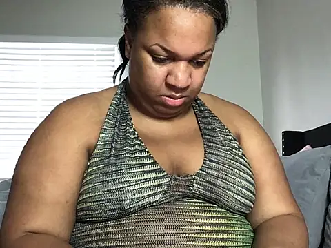Badgirlbrittt online show from May 20, 4:35 pm