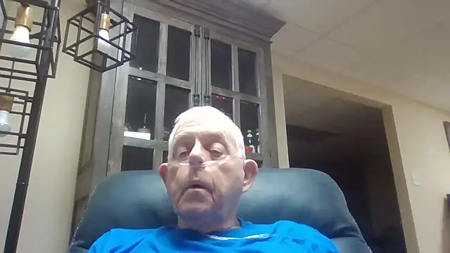 Snapshot of bootlegmanz chatting on September 14, 12:26 pm bootlegmanz online show from September 14, 12:26 pm