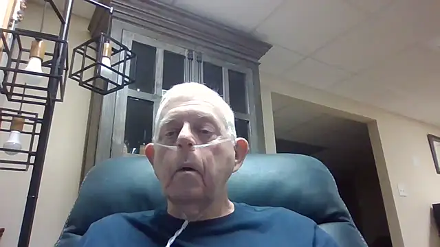 Snapshot of bootlegmanz chatting on October 2, 2:02 pm bootlegmanz online show from October 2, 2:02 pm