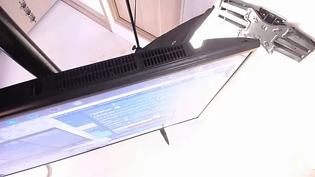 Snapshot of camilasexy111 chatting on December 12, 4:21 pm camilasexy111 online show from December 12, 4:21 pm