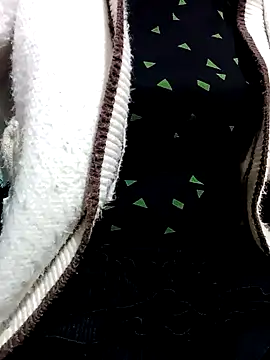 Snapshot of Tuo8702 chatting on March 8, 3:45 pm Tuo8702 online show from March 8, 3:45 pm