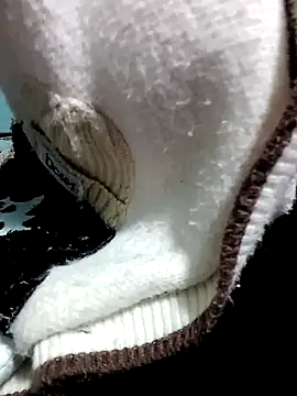 Snapshot of Tuo8702 chatting on March 9, 10:08 pm Tuo8702 online show from March 9, 10:08 pm