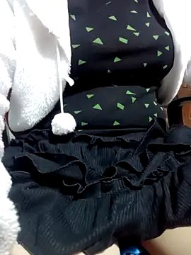 Snapshot of Tuo8702 chatting on March 20, 11:45 pm Tuo8702 online show from March 20, 11:45 pm