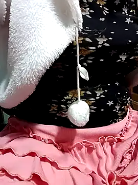 Snapshot of Tuo8702 chatting on March 21, 9:45 pm Tuo8702 online show from March 21, 9:45 pm