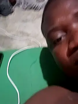 Snapshot of Algenis1232 chatting on October 16, 5:30 am Algenis1232 online show from October 16, 5:30 am