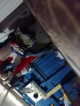 Snapshot of Algenis1232 chatting on November 19, 11:43 am Algenis1232 online show from November 19, 11:43 am