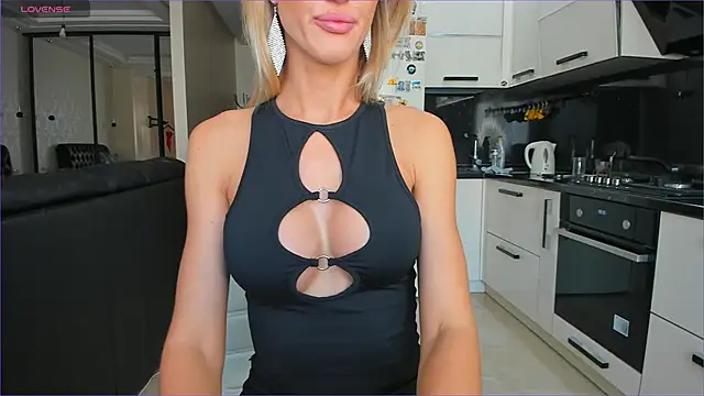 Snapshot of ANNA_D_ANGEL chatting on February 13, 7:45 am ANNA D ANGEL online show from February 13, 7:45 am