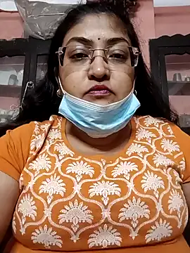 Snapshot of LAVERNIYA_ chatting on December 28, 1:38 pm LAVERNIYA  online show from December 28, 1:38 pm